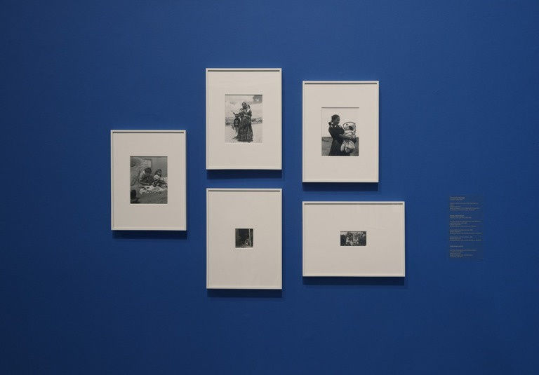 Jeffrey Gibson, WHEN FIRE IS APPLIED TO A STONE IT CRACKS