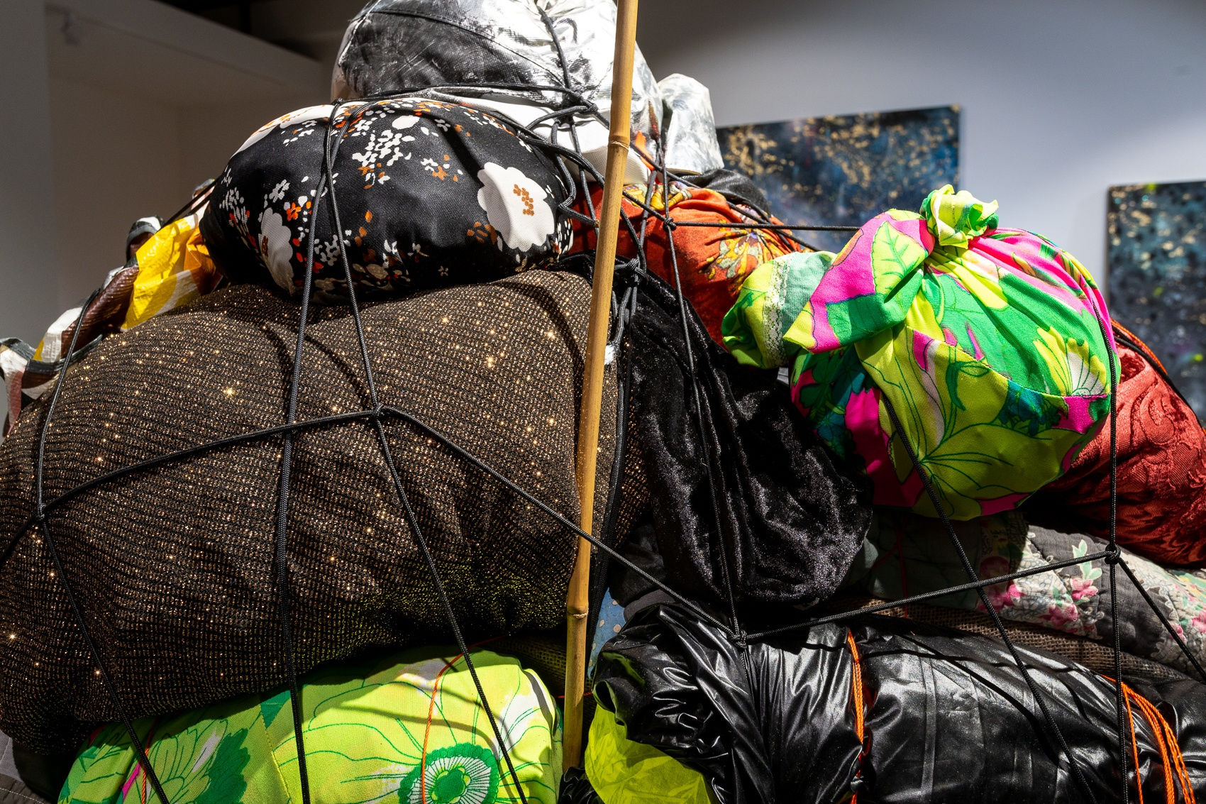 Michi Meko, Dark was the Night, Cold was the Ground