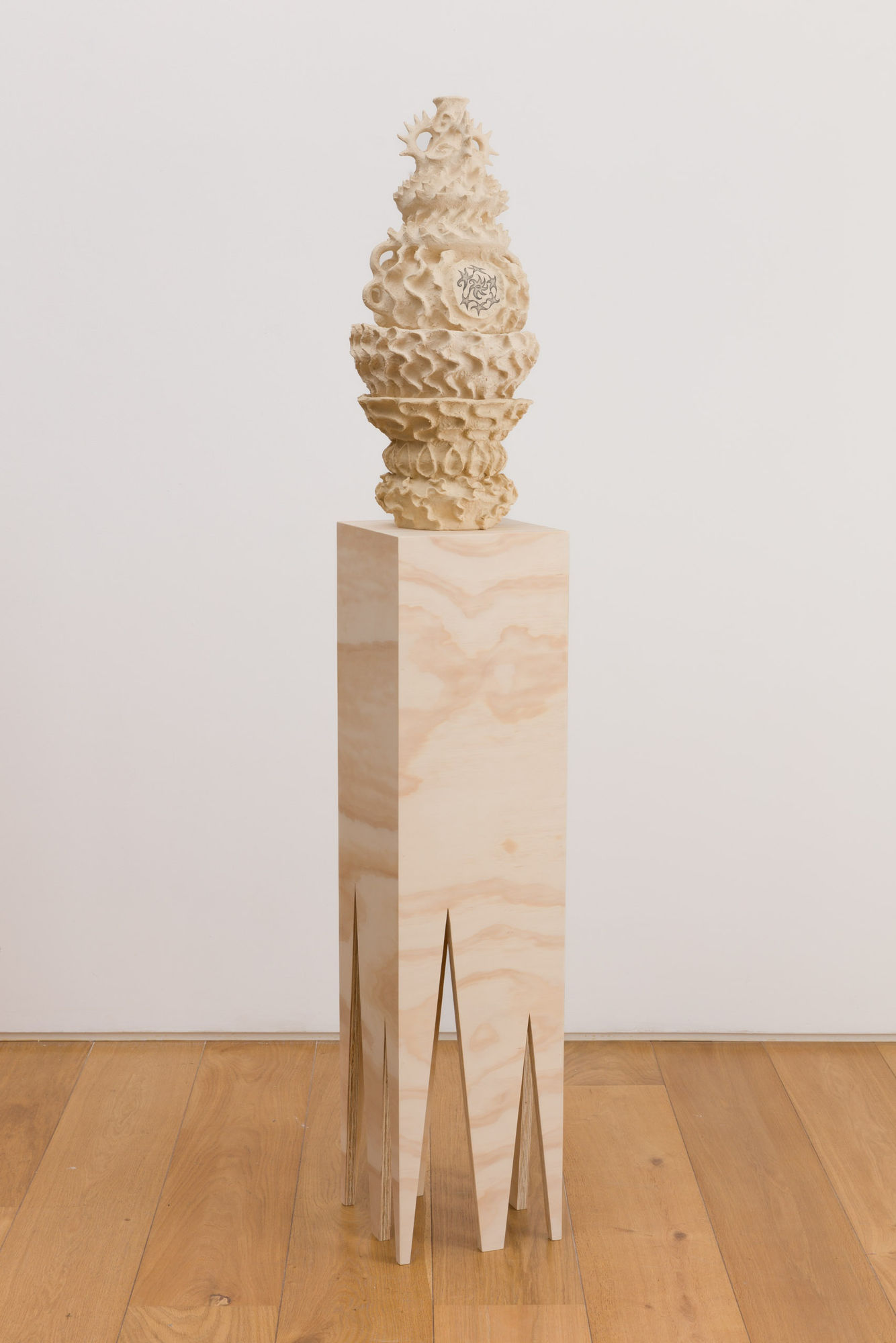 Ayla Tavares Pleiades, 2024 Graphite and resin on ceramic