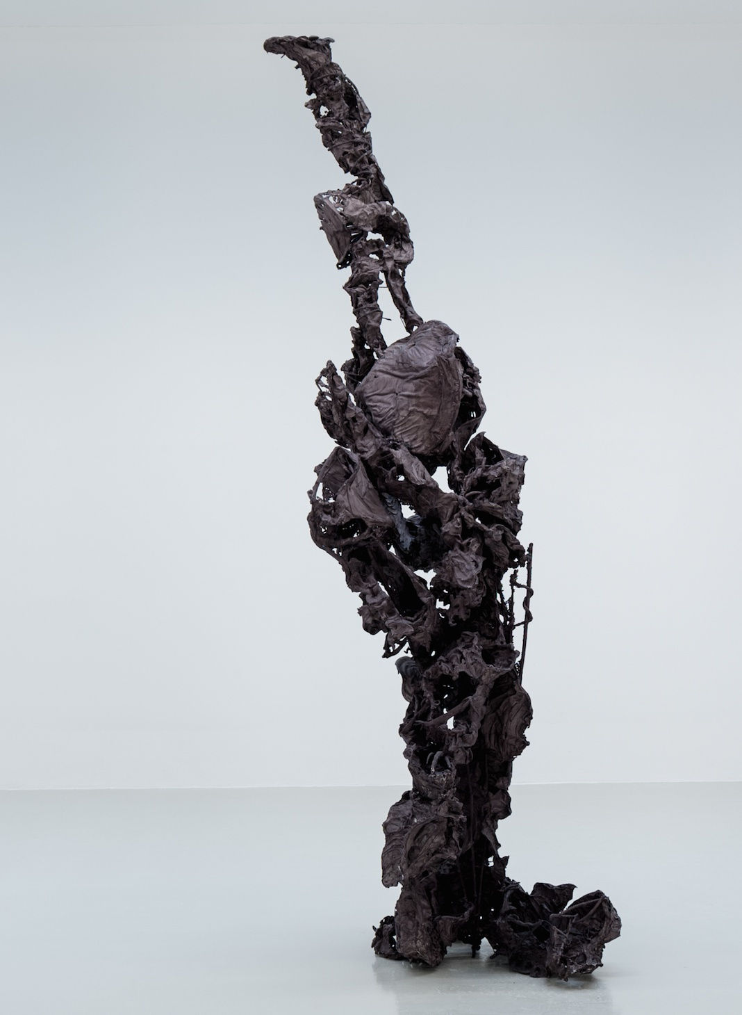 BELZU, 2016 Aluminium height 315 cm height 124 1/8 in