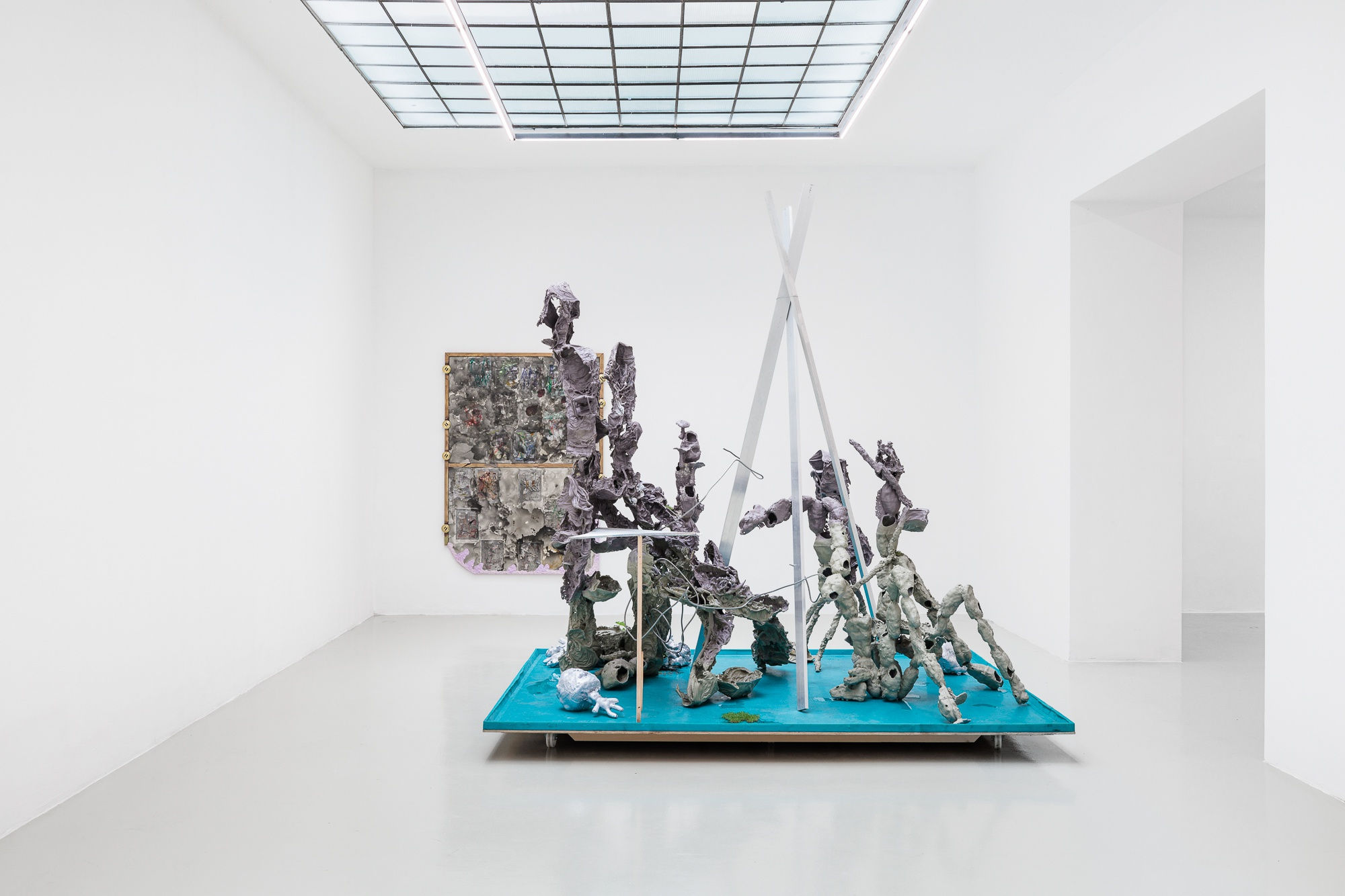 Karl Karner I think we have a good time, 2024 aluminum, silicone, mud, swarovski dust, plants 230 x 290 x 280 cm 90 1/2 x 114 1/8 x 110 1/4 in