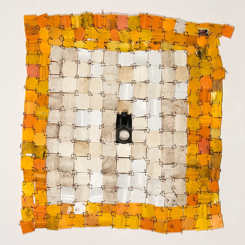 Good intention, 2019, 99x90 cm, plastiche e fili di rame