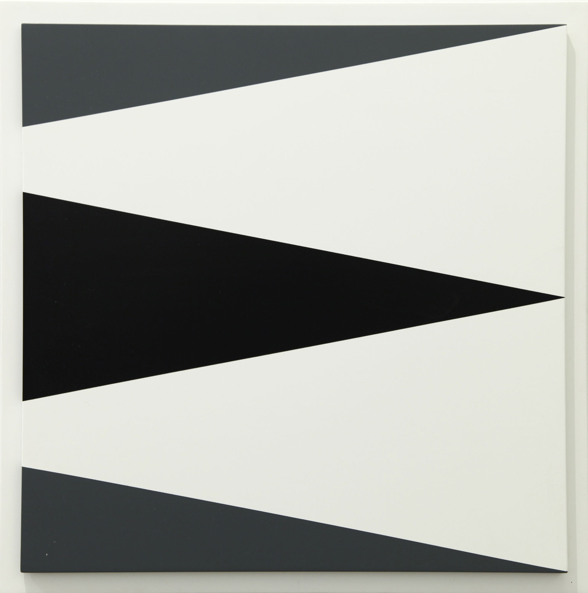 n.245, 1978, legno laccato, lato dx cm 50x50