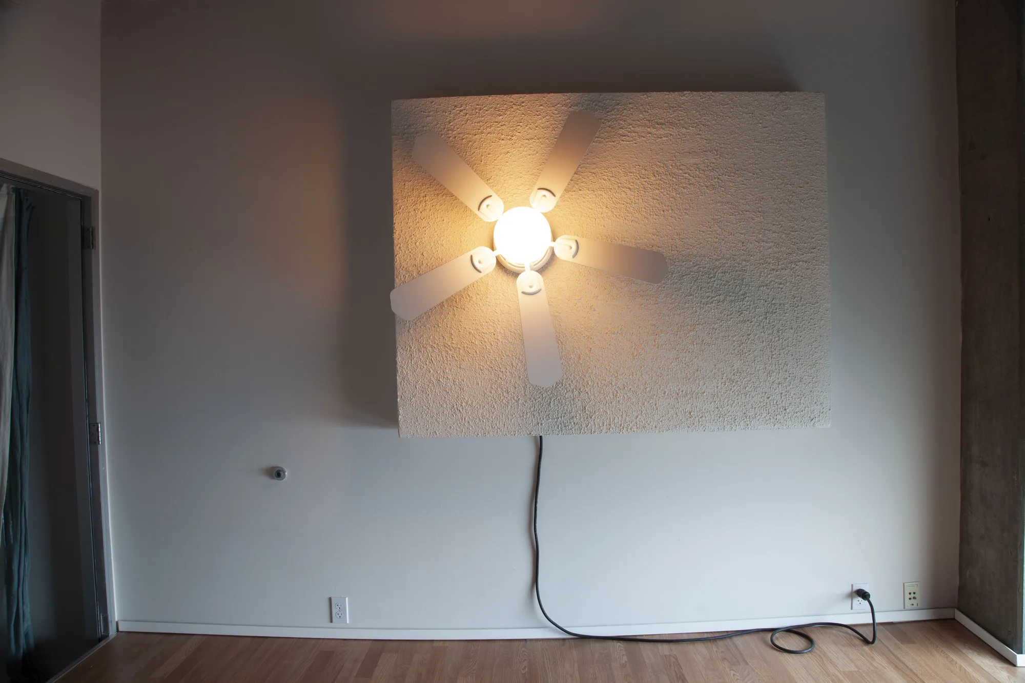 Installation View, THE NEW FAMILIAR.