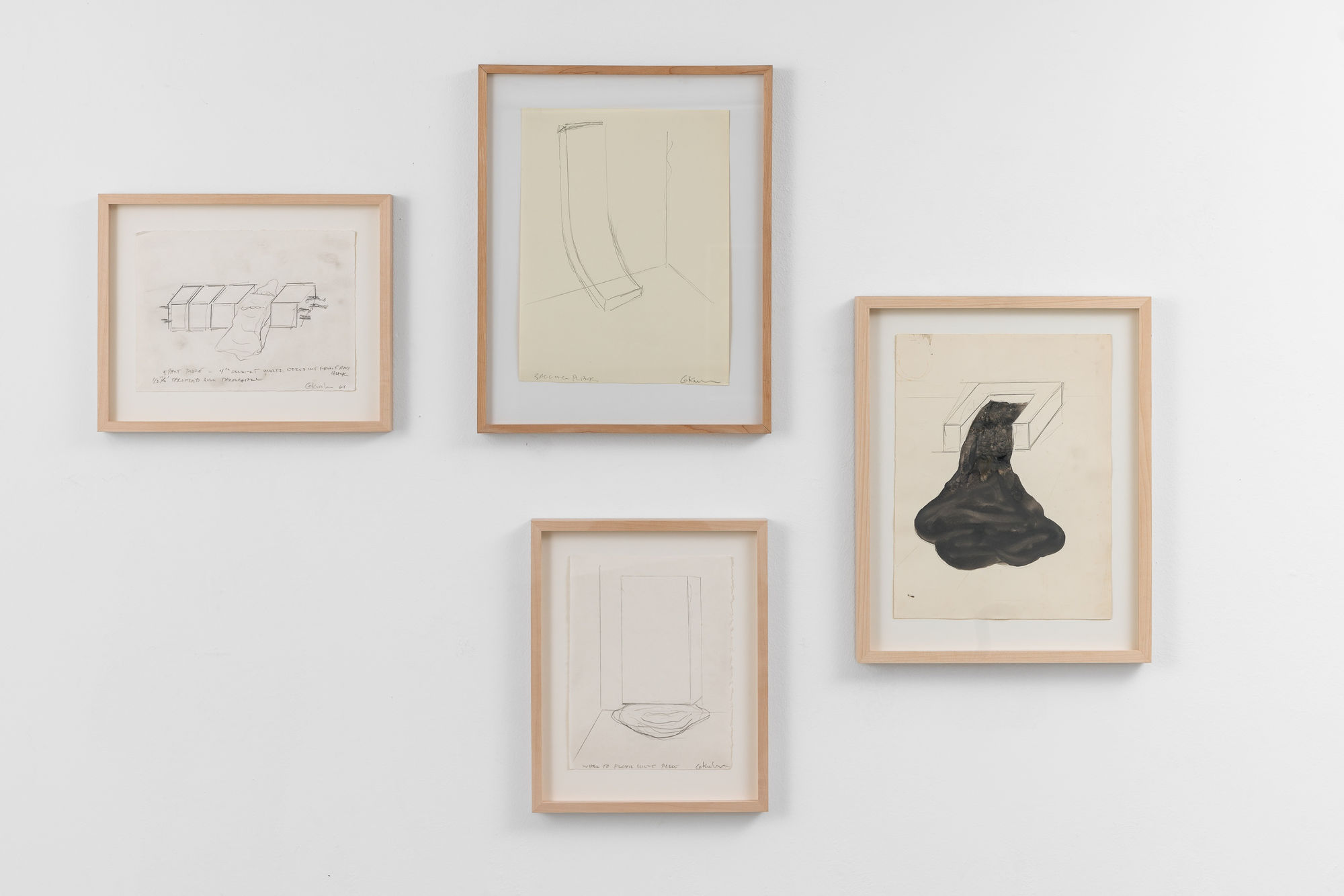 Installation view bodies of resilience, max goelitz munich (2023)