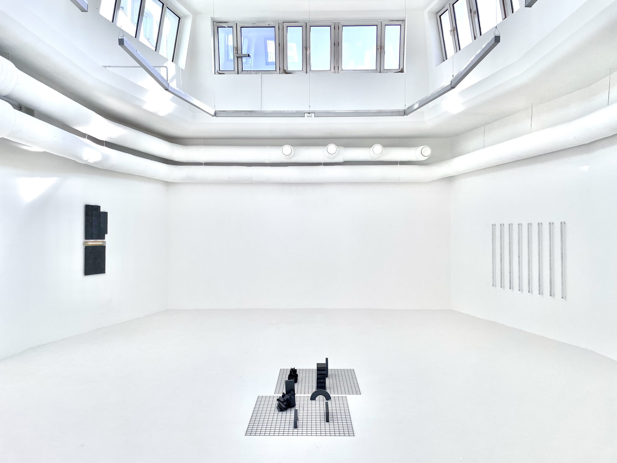 Installation view SEALAND, stART Foundation, Warsaw (2021) | Photo: Studio Lou Jaworski