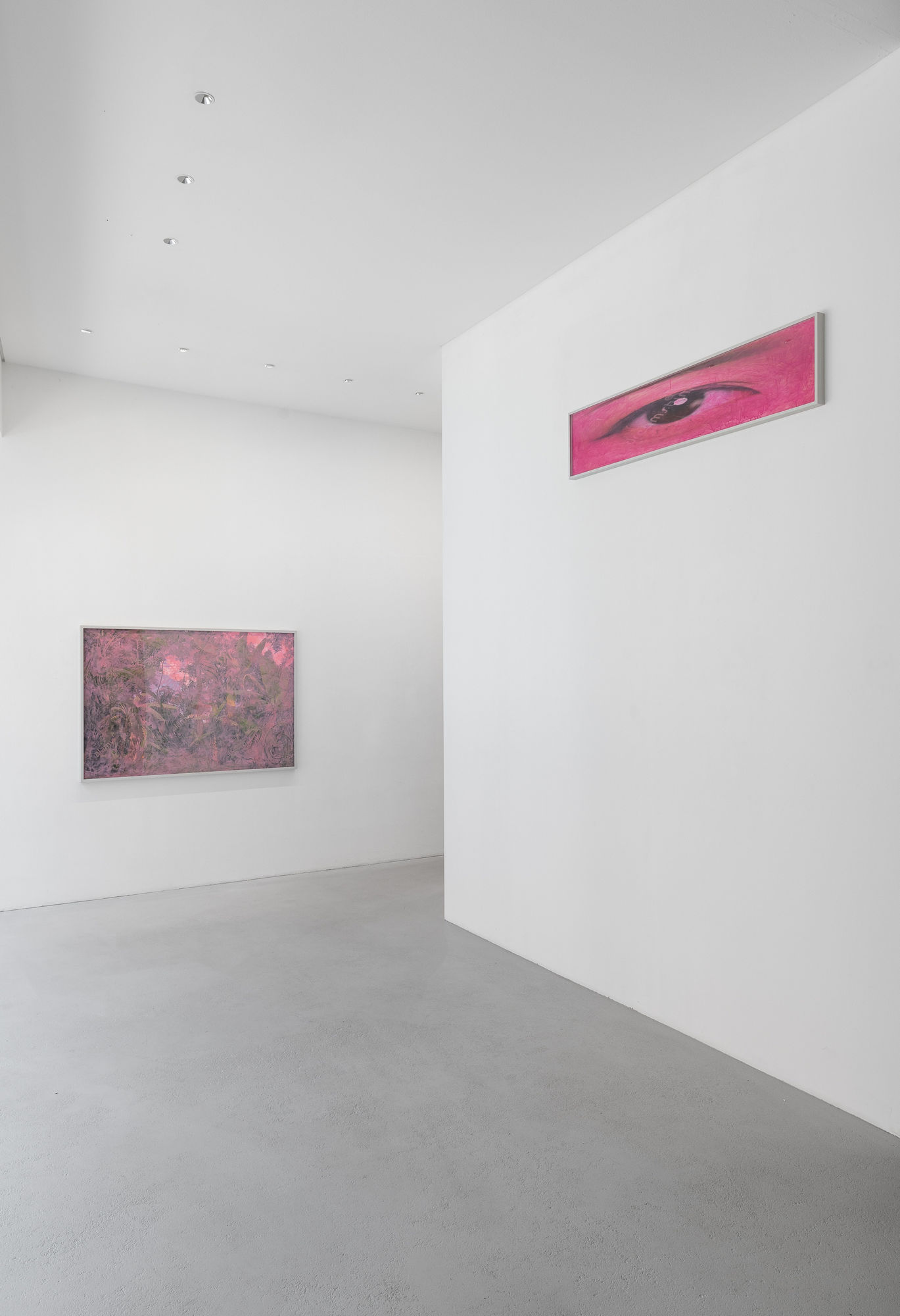 Installation view dirt, max goelitz, Munich (2024) | Photo: Dirk Tacke