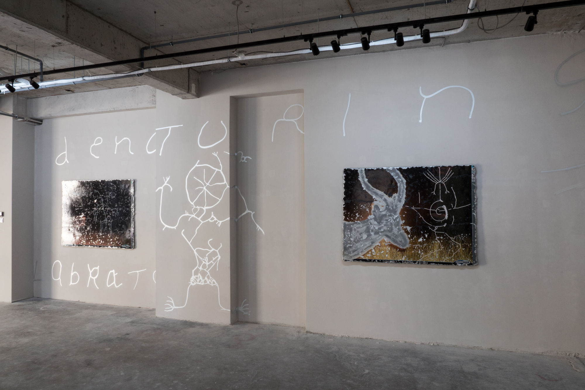 LIVING CONTENT: UNDER PRESSURE