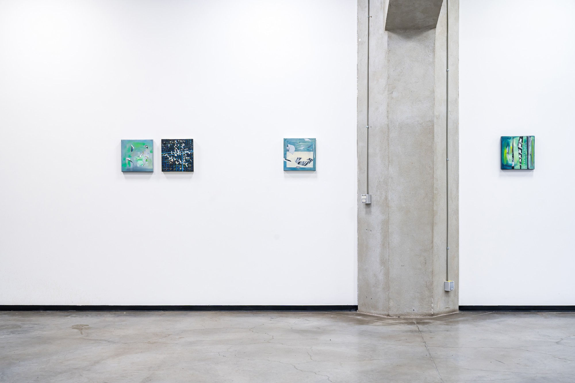 Pain of the Shoe: (In) visible Fragments