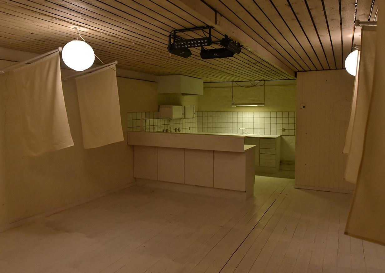 VII Biennale Herning, Socle du monde, To Challenge The Earth, The Moon & The Stars.