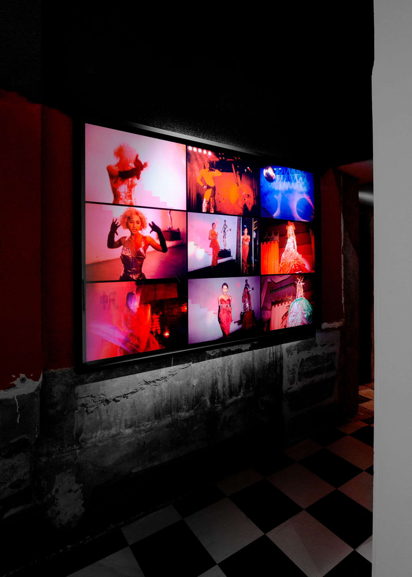 SPLENDID: An art exhibition