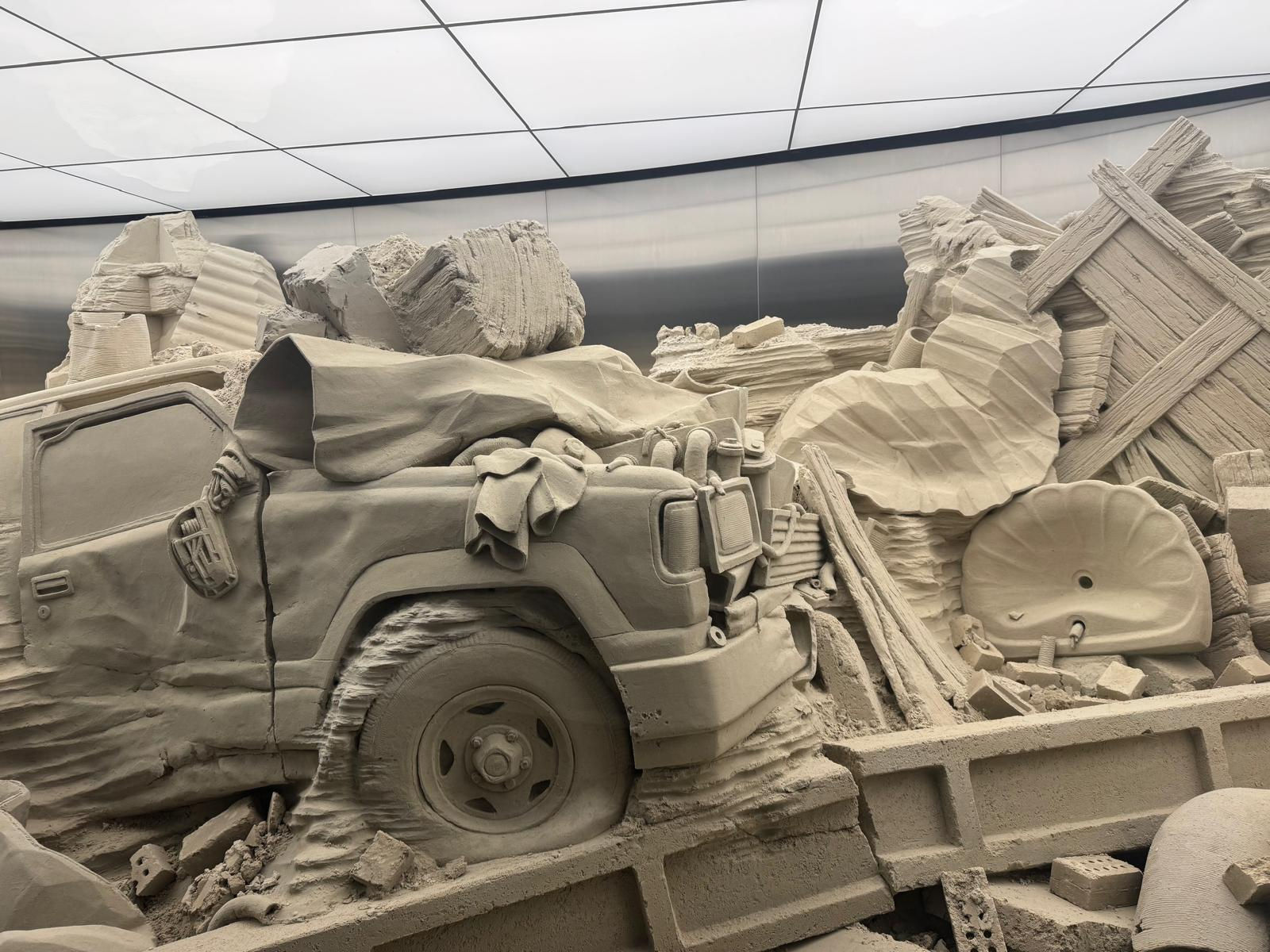 Théo Mercier: Mirrorscape