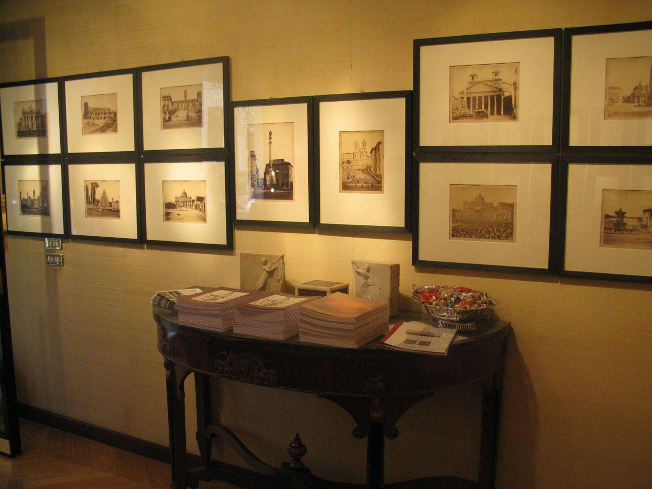 Noble Romans on the Fox Hunt