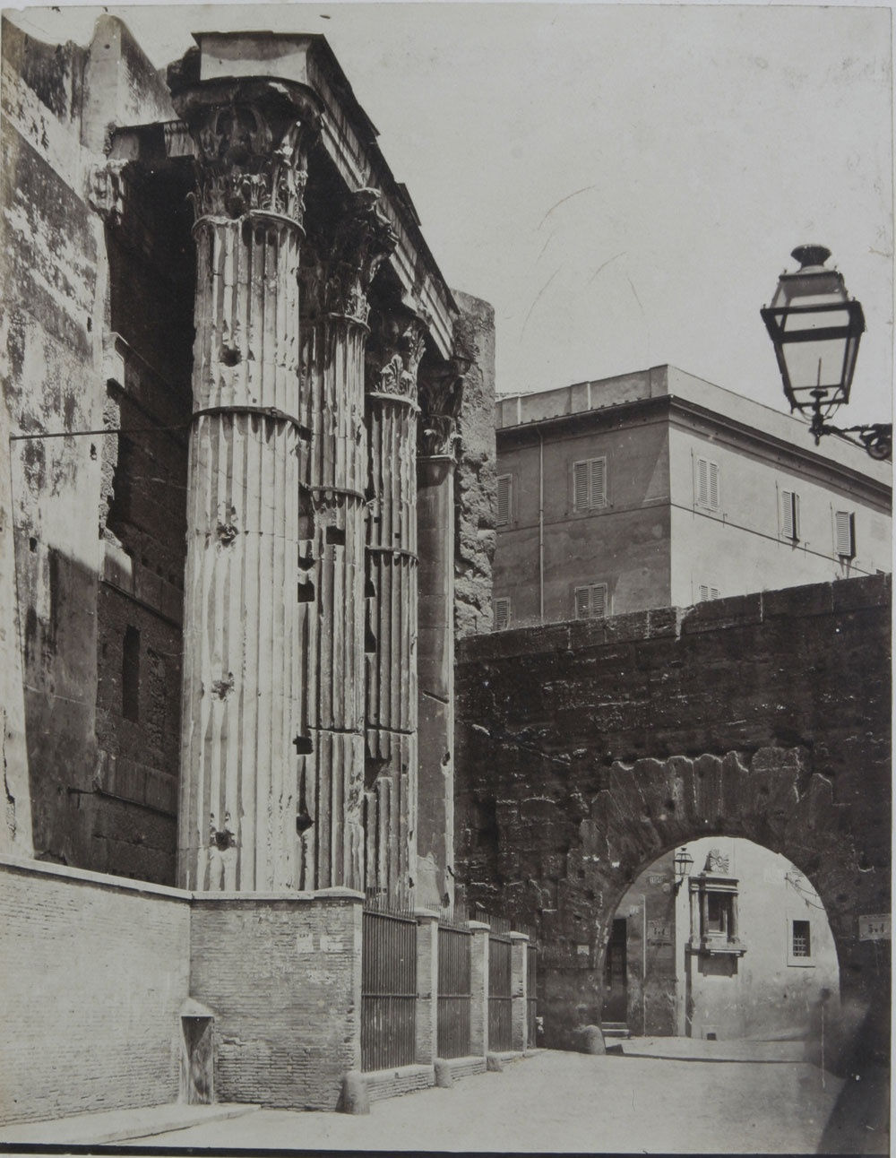 Rome seen by painters - photographers of the second half of the 19th century