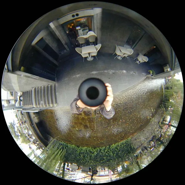 Luc Courchesne, 00/11/11-6 (Kyoto), still photograph from the Panoscopic Journal, 2000-2002, archival digital print and rotational device mounted under glass, 25 cm diam. edition of 6