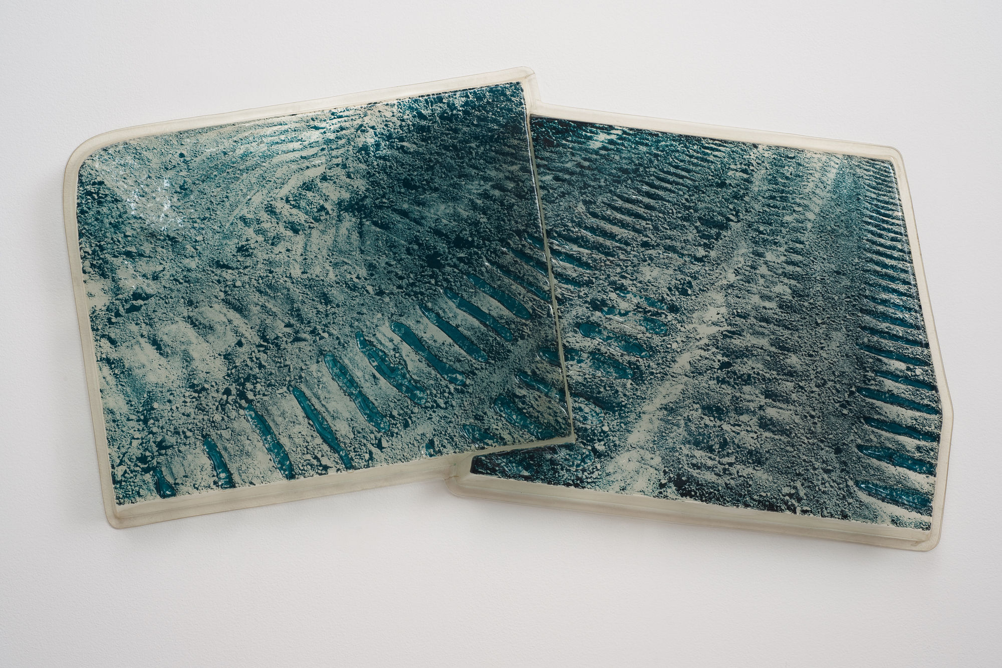 Robert Brown and James Pennuto, Tracks