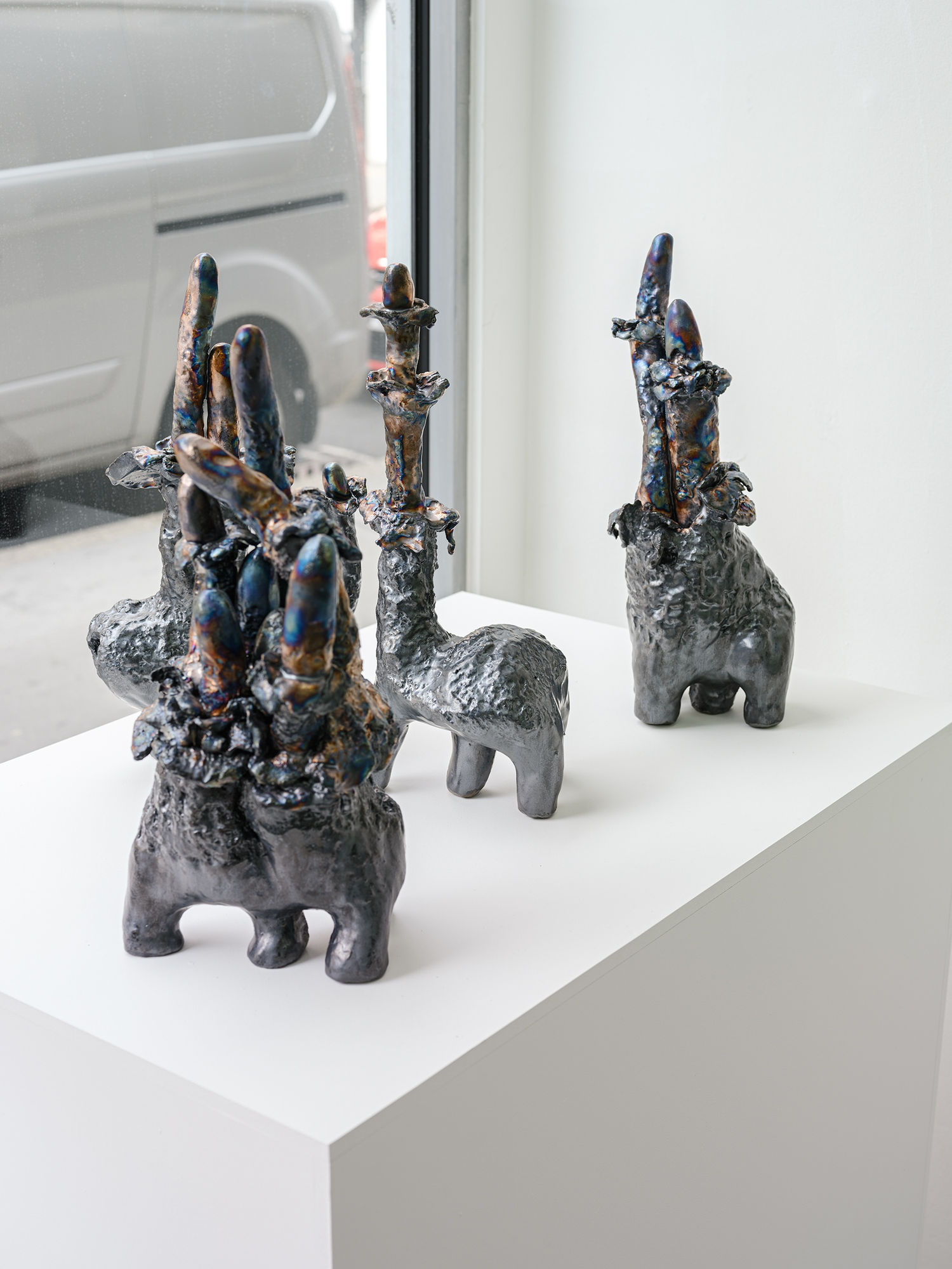 Salvatore Arancio Such tender thing 1 2022 Glazed ceramic 45 x 22 x 16 cm Salvatore Arancio Such tender thing 2 2022 Glazed ceramic 45 x 17 x 15 cm Salvatore Arancio Such tender thing 3 2022 Glazed ceramic 45 x 16 x 21 cm Salvatore Arancio Such tender thing 4 2022 Glazed ceramic 45 x 26 x 17 cm