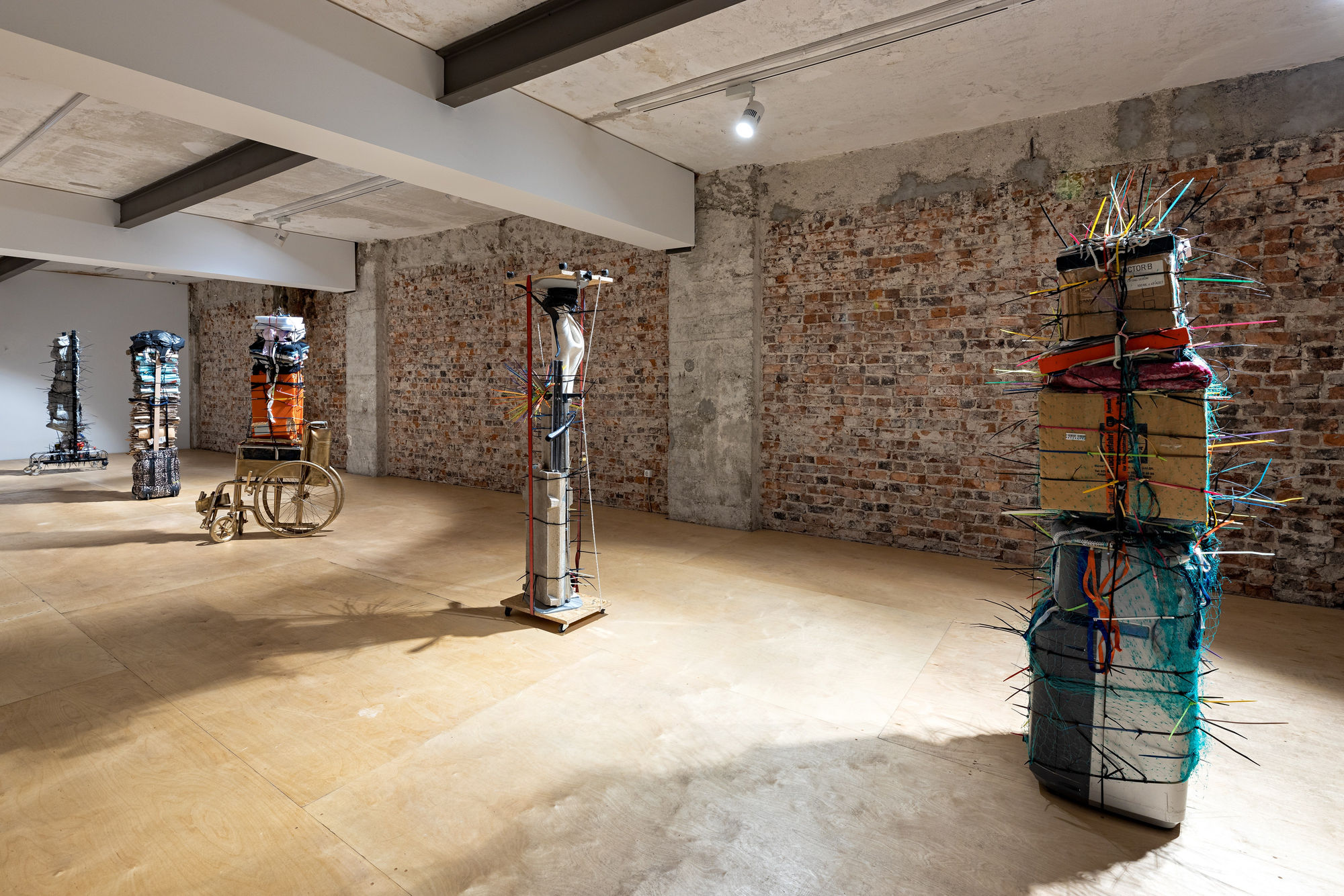 3 ARTISTS 3 PRACTICES