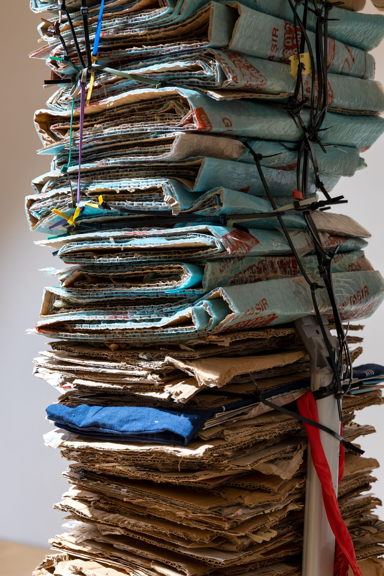 3 ARTISTS 3 PRACTICES