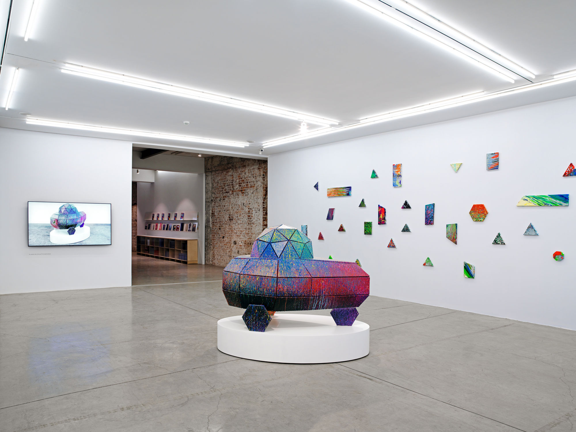 DANIEL KNORR, GOLDEN PEARDROP THEATRE