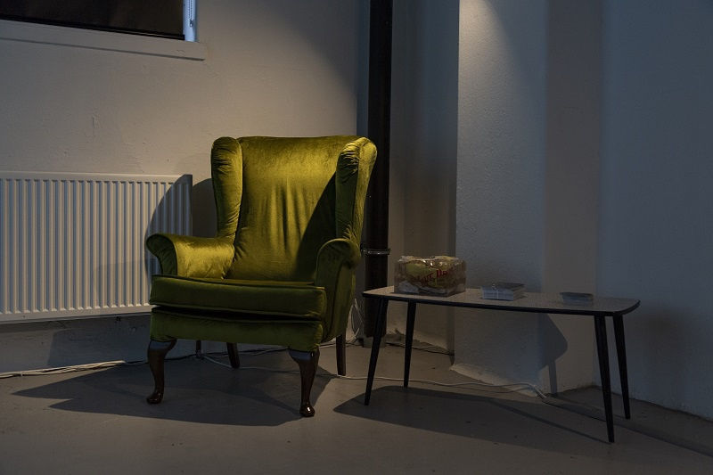 Alison Campbell Glass, George’s Chair, installation, 2019