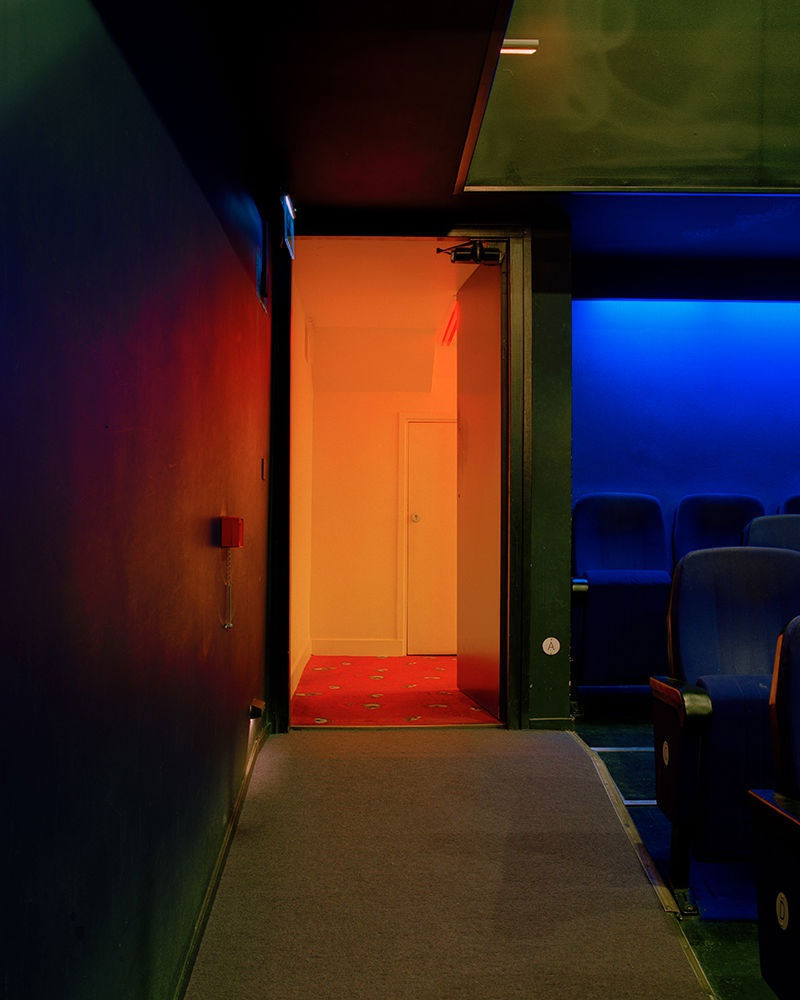 SANDER MEISNER - CINECENTER - 2016 - C-PRINT ON DIBOND - 100 X 125 CM EDITION OF 3, 60 X 75 CM EDITION OF 5