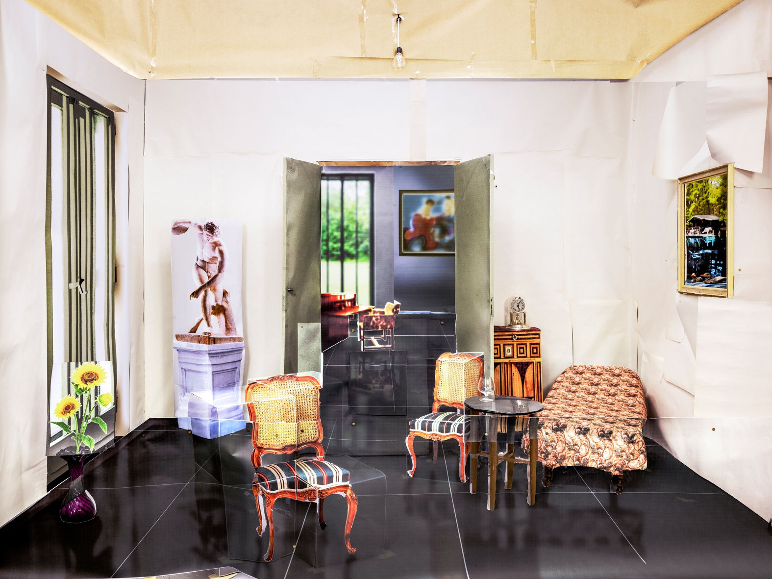 GEORG BR&Uuml;CKMANN - KUNDMANNGASSE - 19 - 02 - SAAL I - 2015 - ARCHIVAL INKJET PRINT - 105 X 140 CM (EDITION 3 +2 A.P.)