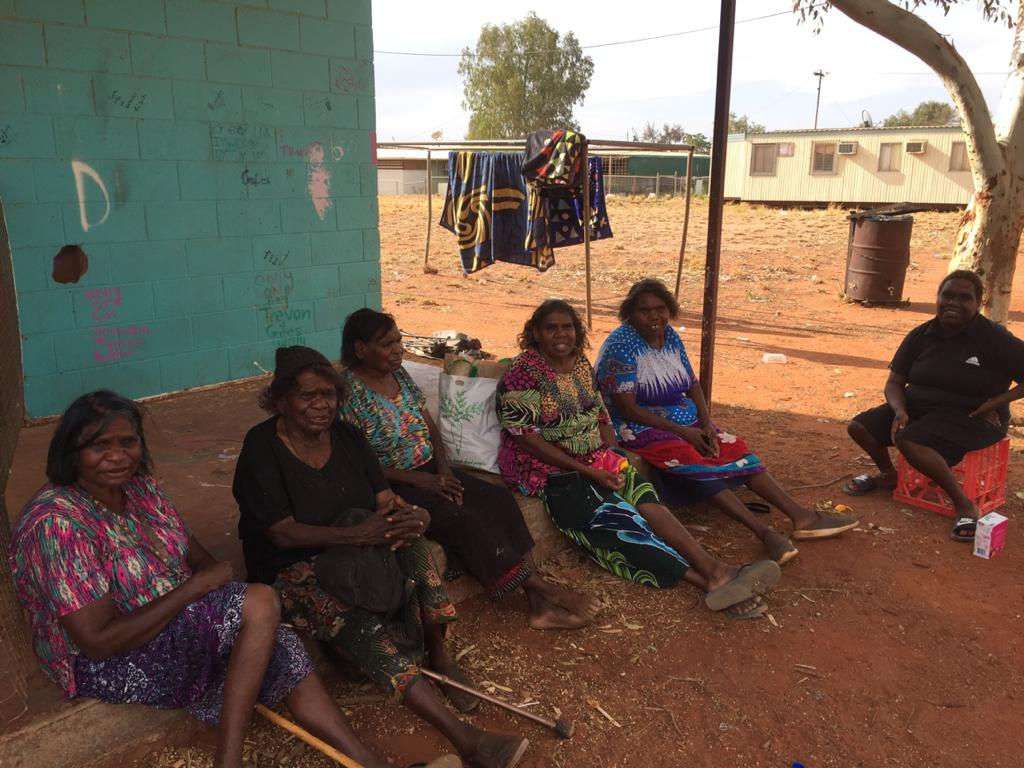 Tjukurla Ladies (L-R Faith Butler, Tjawina Porter, Katjarra Butler, Sally Butler, Fiona Young and Sheena Dixon)