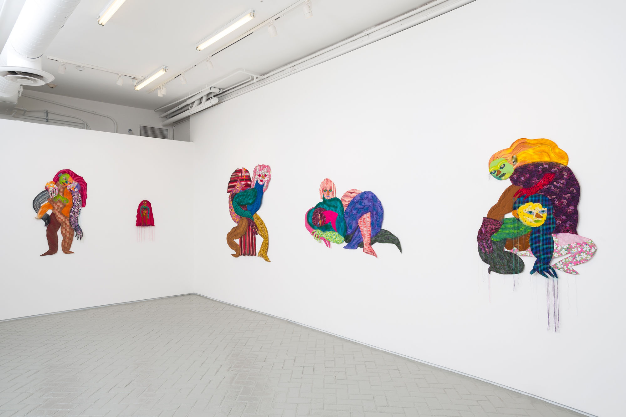 Installation view, Maria A. Guzmán Capron: Celaje, Shulamit Nazarian, Los Angeles, November 13, 2021 – January 8, 2022.