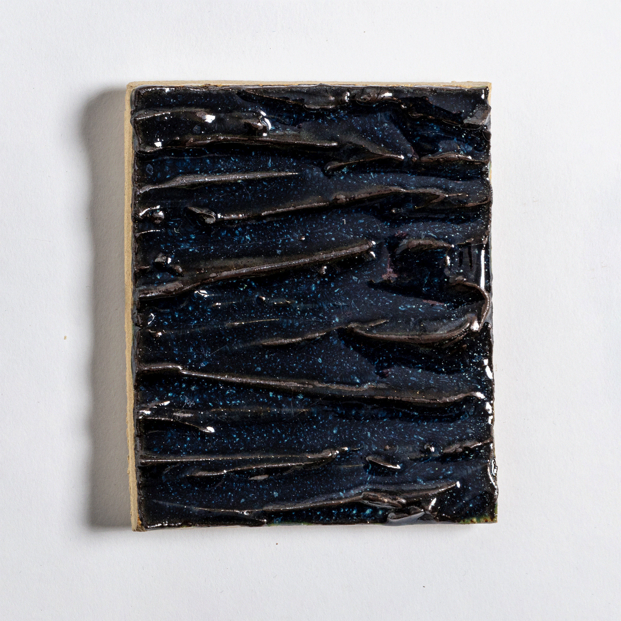 Design: Striated Glaze: Dark Aqua