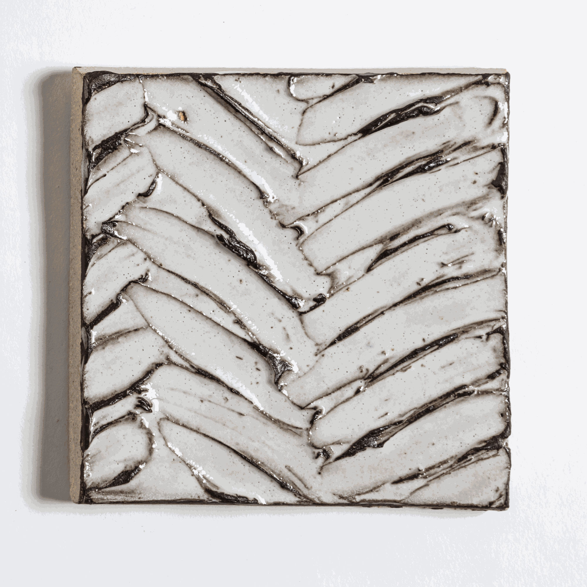 Design: Herringbone Ridges Glaze: Gloss White on Dark