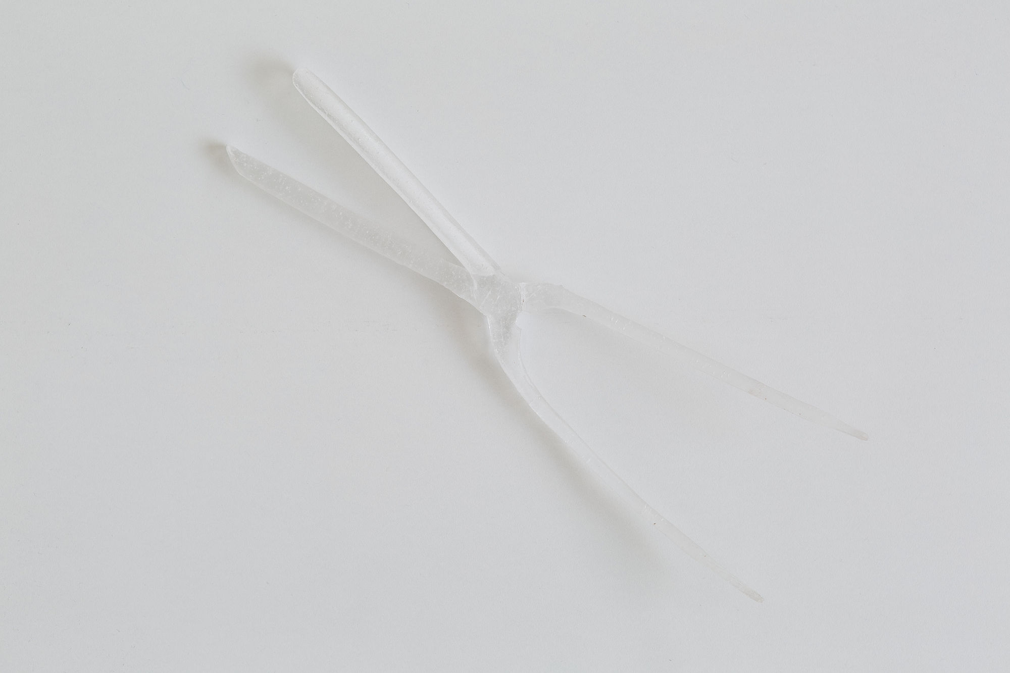 Marie Toseland MI, 2015 Glass 25 x 18 x 3 cm