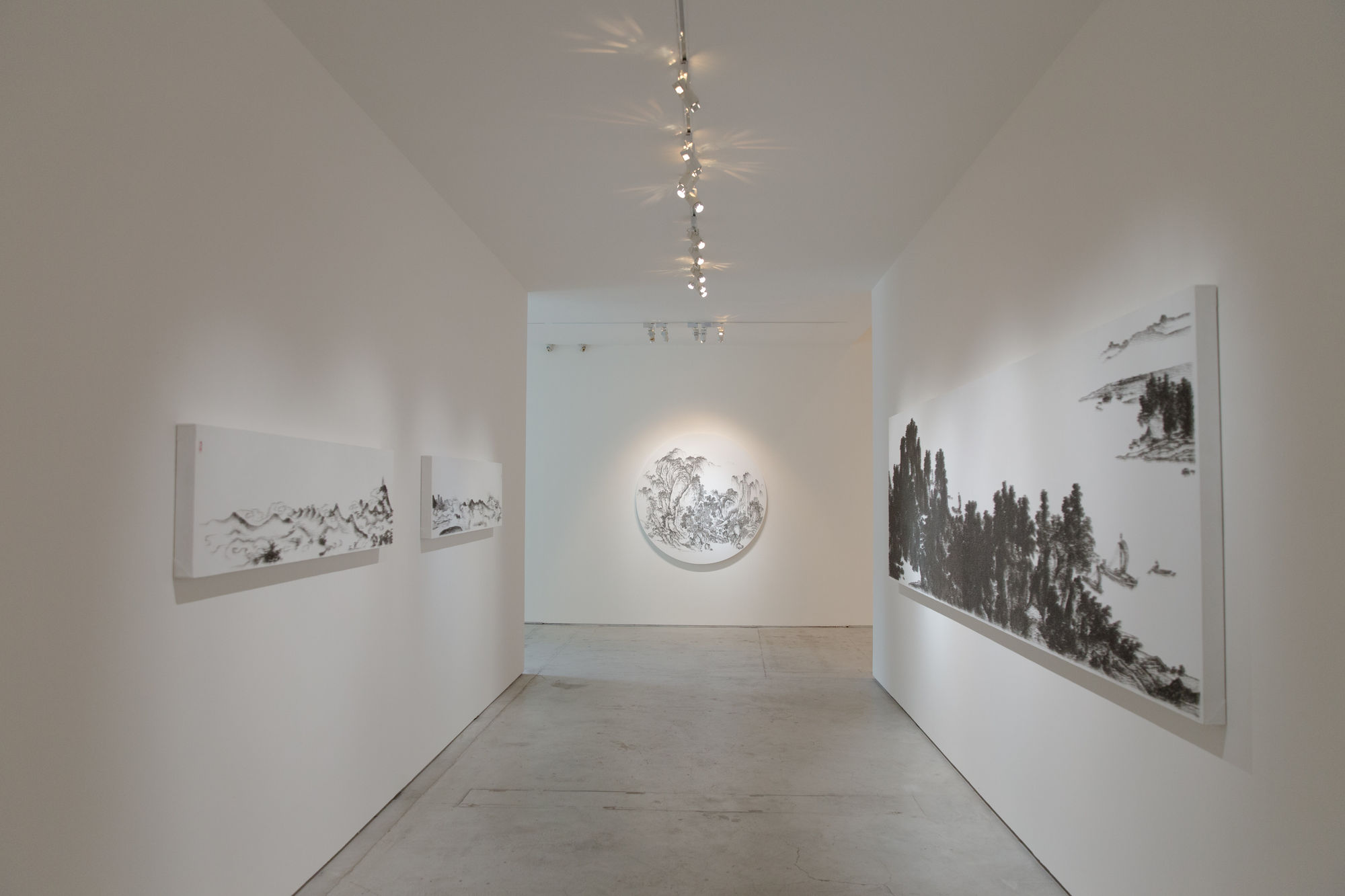 天圓．地方．非人間