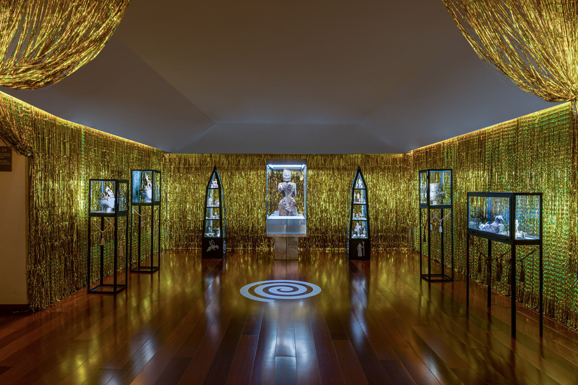 Installation view Dead Nations. Eternal version, curated by Marina Dacci & Svetlana Marich @ ETRU – National Etruscan Museum of Villa Giulia, Rome | June 11 > October 3, 2021 Ph Ela Bialkowska