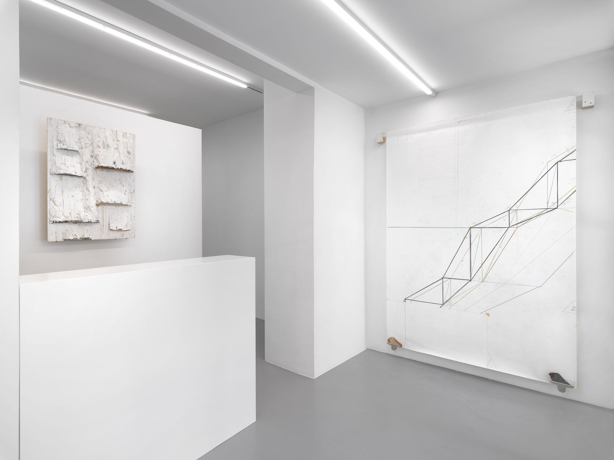 Installation View | Fabrizio Prevedello, Distanza, curated by Gabriele Tosi, z2o Sara Zanin, 2025. Ph.Dario Lasagni