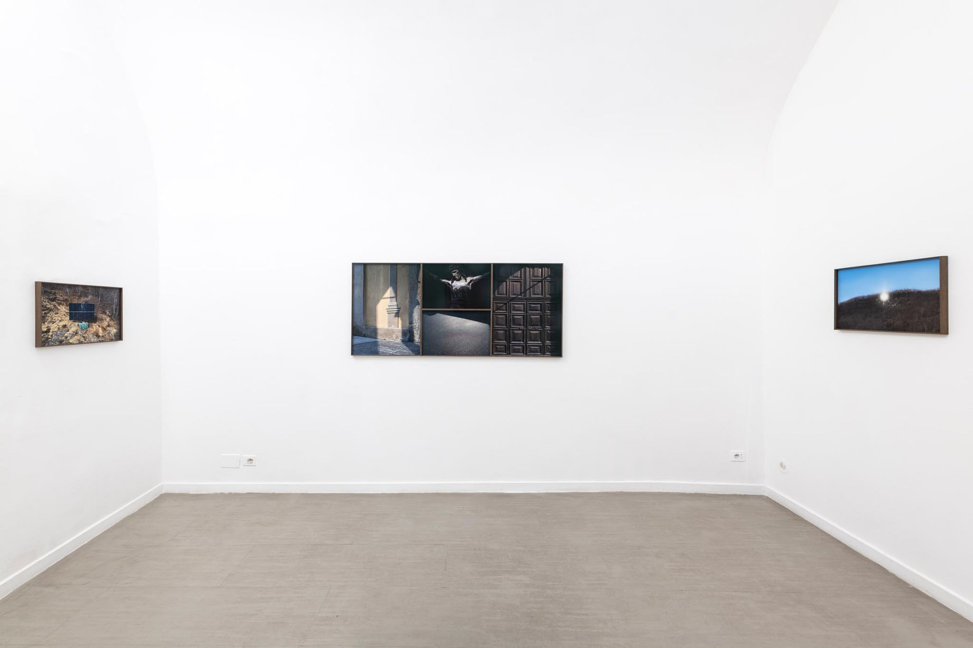 Silvia Camporesi, Forzare il paesaggio curated by Angel Moya Garcia Installation view of the second room Ph. Giorgio Benni