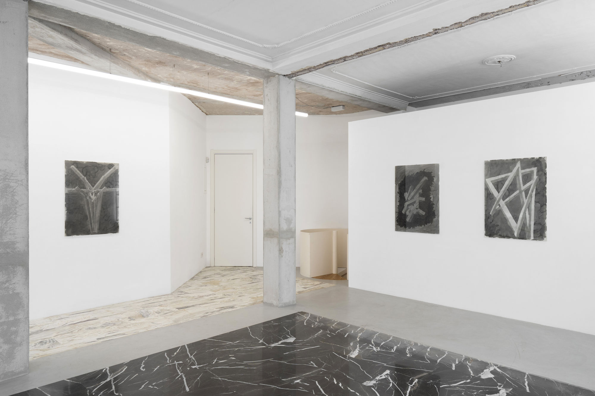 Hidetoshi Nagasawa L’ordine dei moti a concept by Michele Guido, in collaboration with Ryoma Nagasawa installation view at z2o project ph. Masiar Pasquali