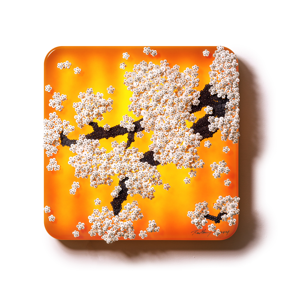 Self-reflection_Y, 2021, Paper buttons, beads and pins, LED lights