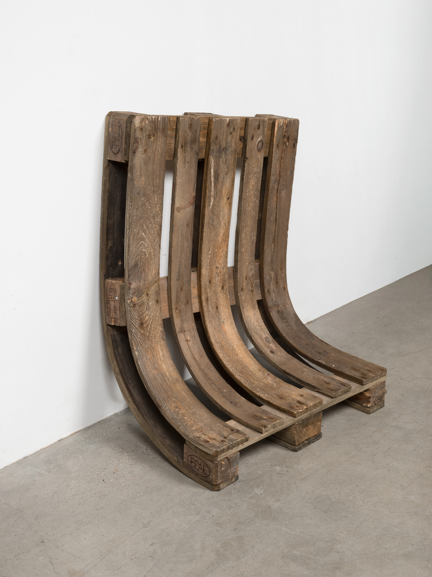 Alicja Kwade, Used and Tired