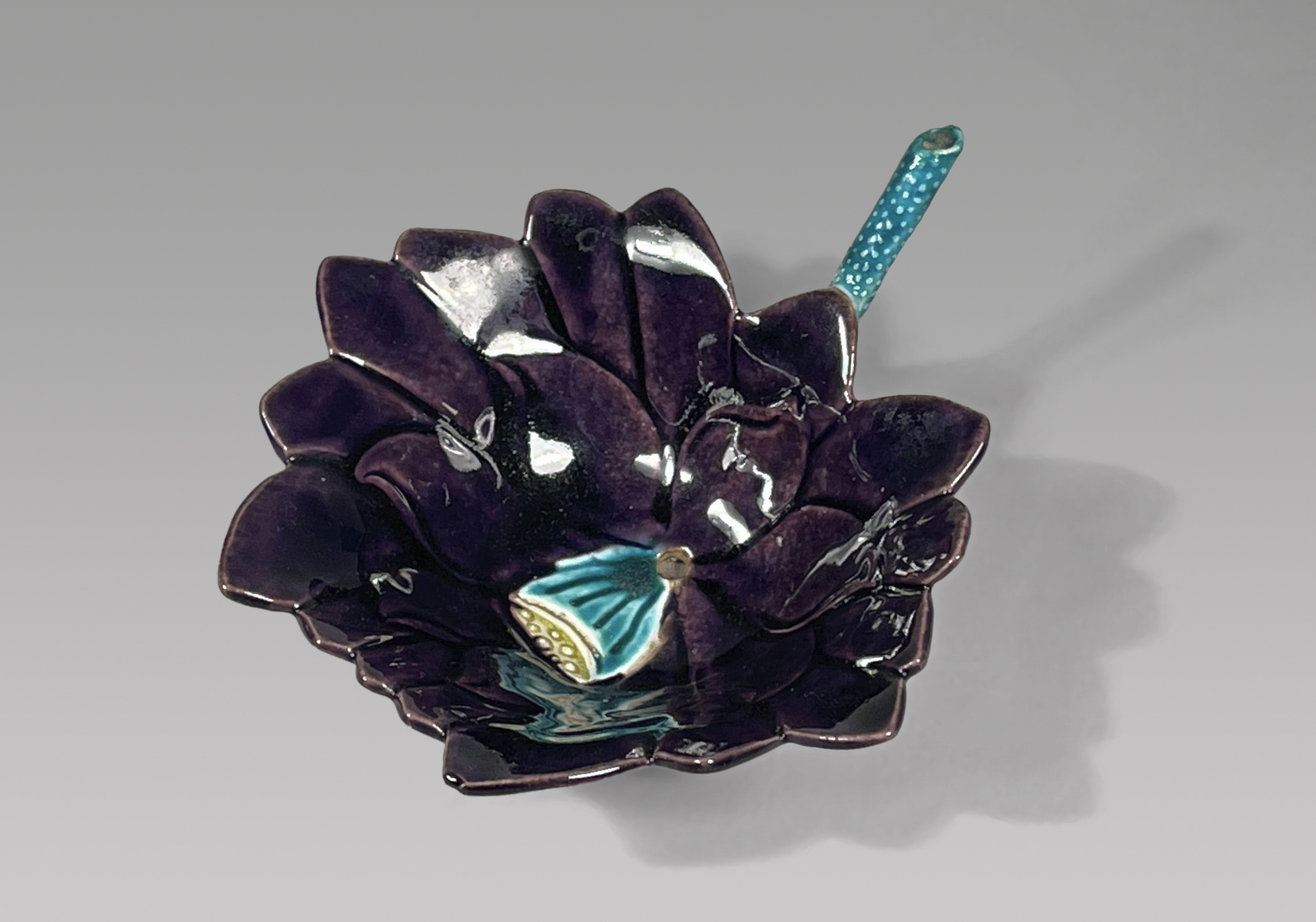 Fine Chinese Aubergine Glazed Porcelain Lotus Leaf Wine Cup
