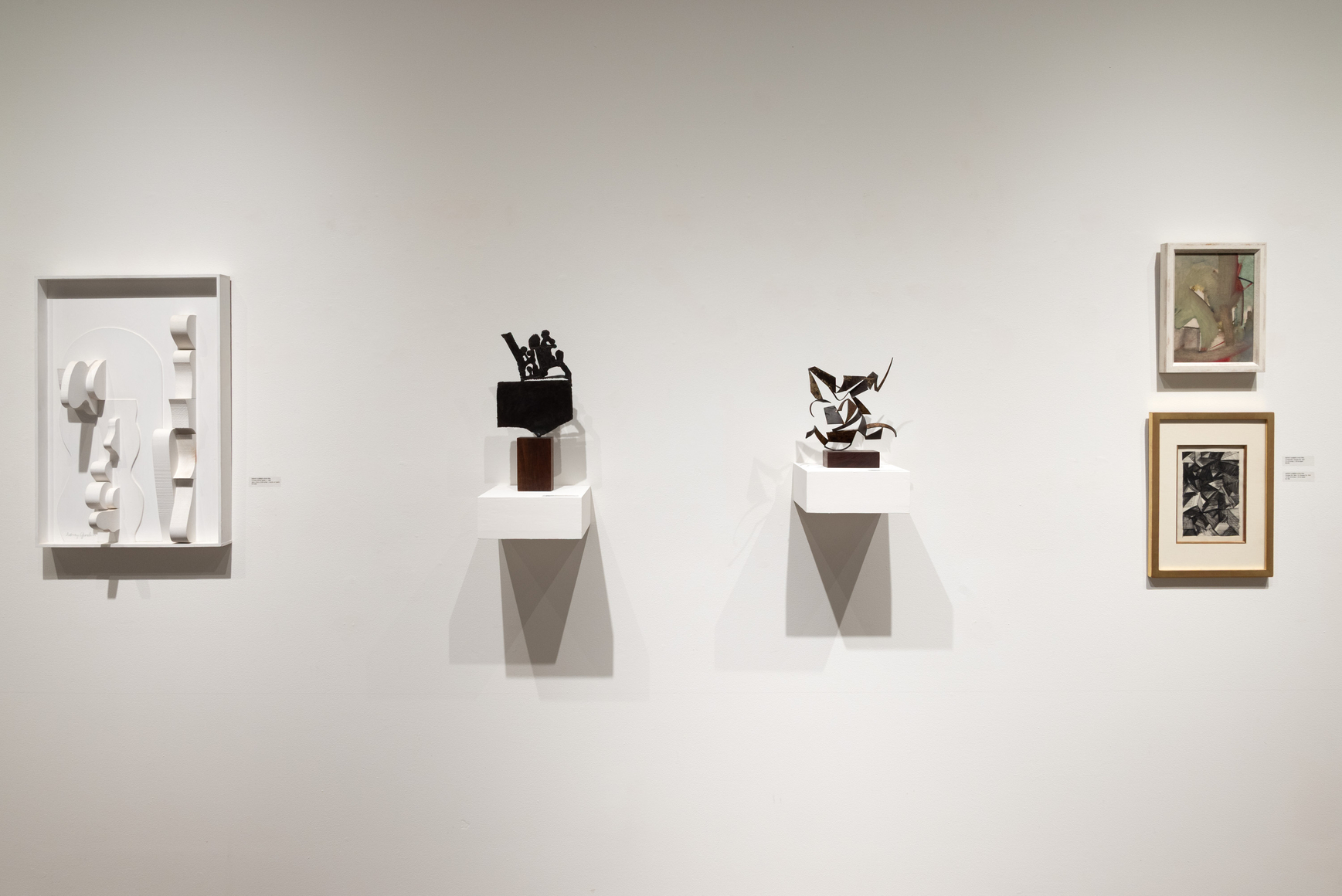 Installation photograph of SIDNEY GORDIN: Space &amp; Form