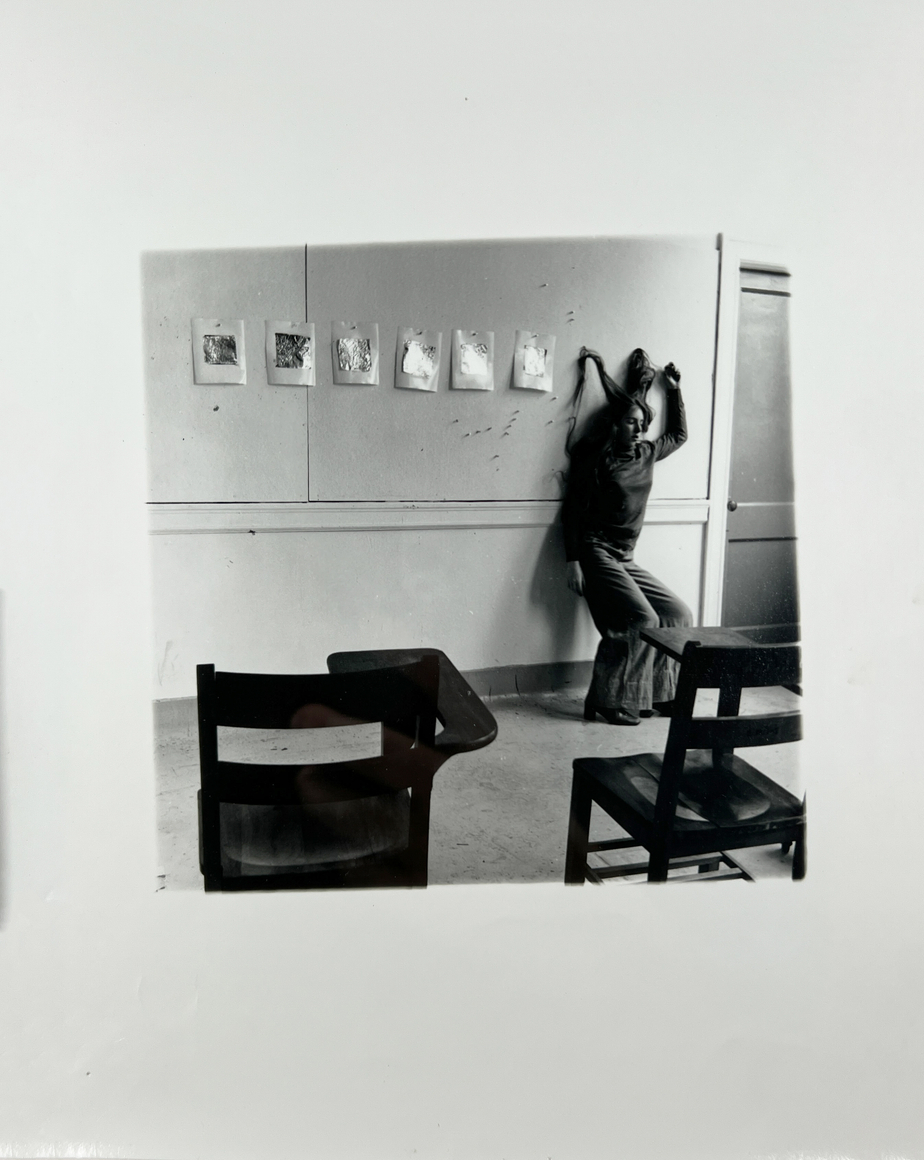 Francesca Woodman&nbsp;, Untitled, Providence, RI. (Self-Portrait After Critique)
