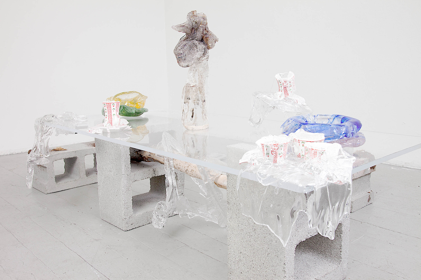 Afra Al Dhaheri, Dining East or West, 2016