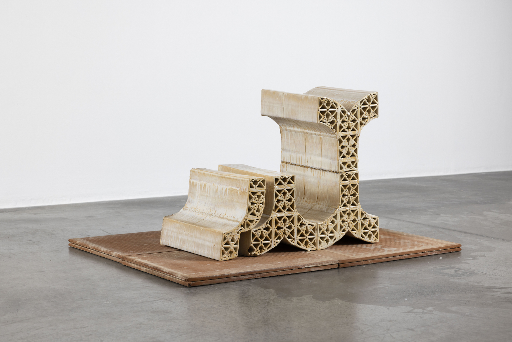 Asma Belhamar, Half mermaid tales, 2025, Ceramics, Composed of 2 parts