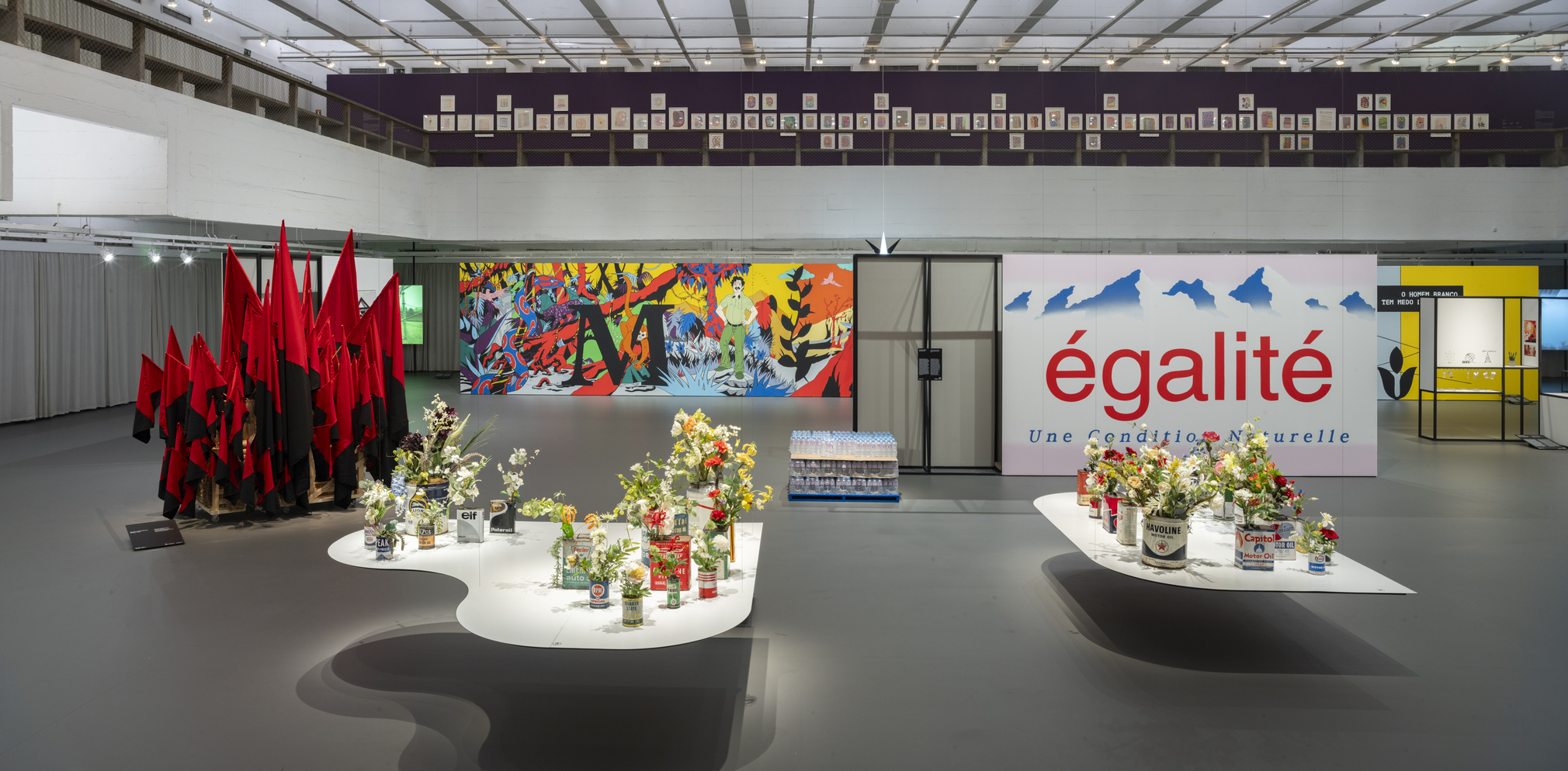 installation view of minerva cuevas: social ecology, museu de arte de s&atilde;o paulo (masp), s&atilde;o paulo, 2025. photo: eduardo ortega, 