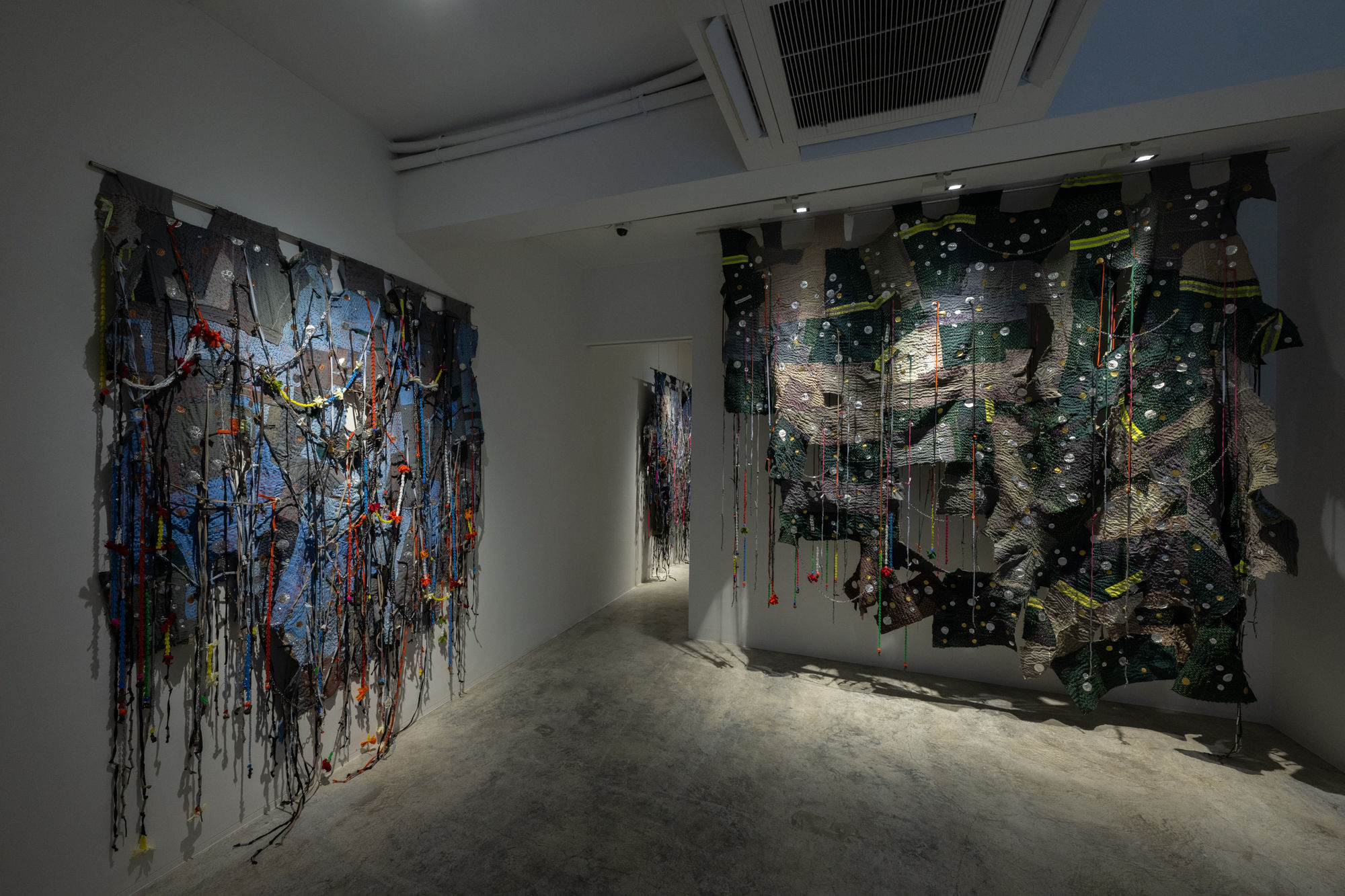 Jakkai Siributr Outworn