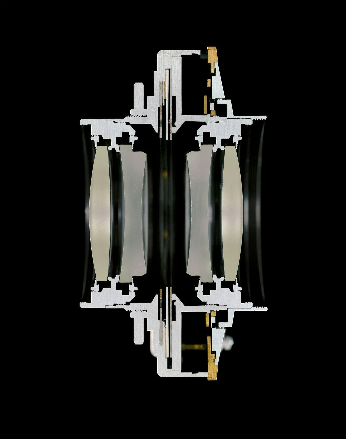 Christopher Williams, Untitled Focal length: 210mm Aperture: f/11 Image ratio: 1.75:1 Distance lens to focal plane: 33 cm Distance film layer to focal plane: 91 cm Bellows extension: 36.75 cm Depth of field: 2.155 mm Studio Rhein Verlag, Düsseldorf November 10, 2015, 2016