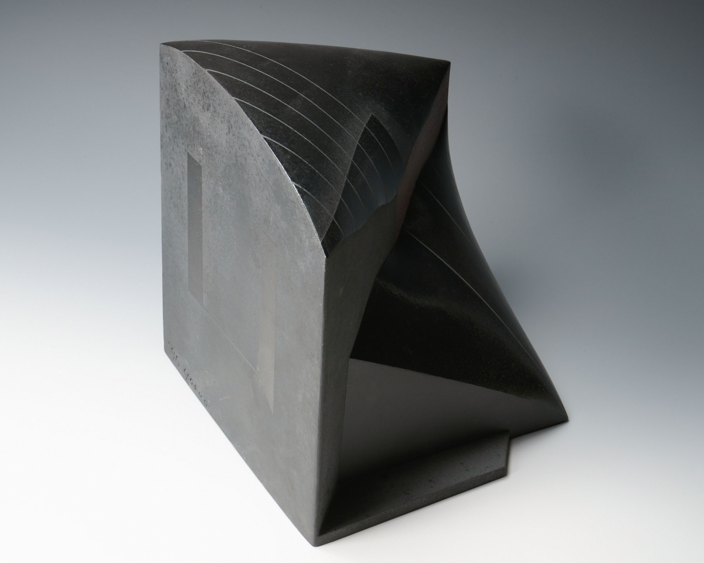 Hayashi Yasuo 林康夫, Brown A90, 1990 | Dai Ichi Arts | Modern