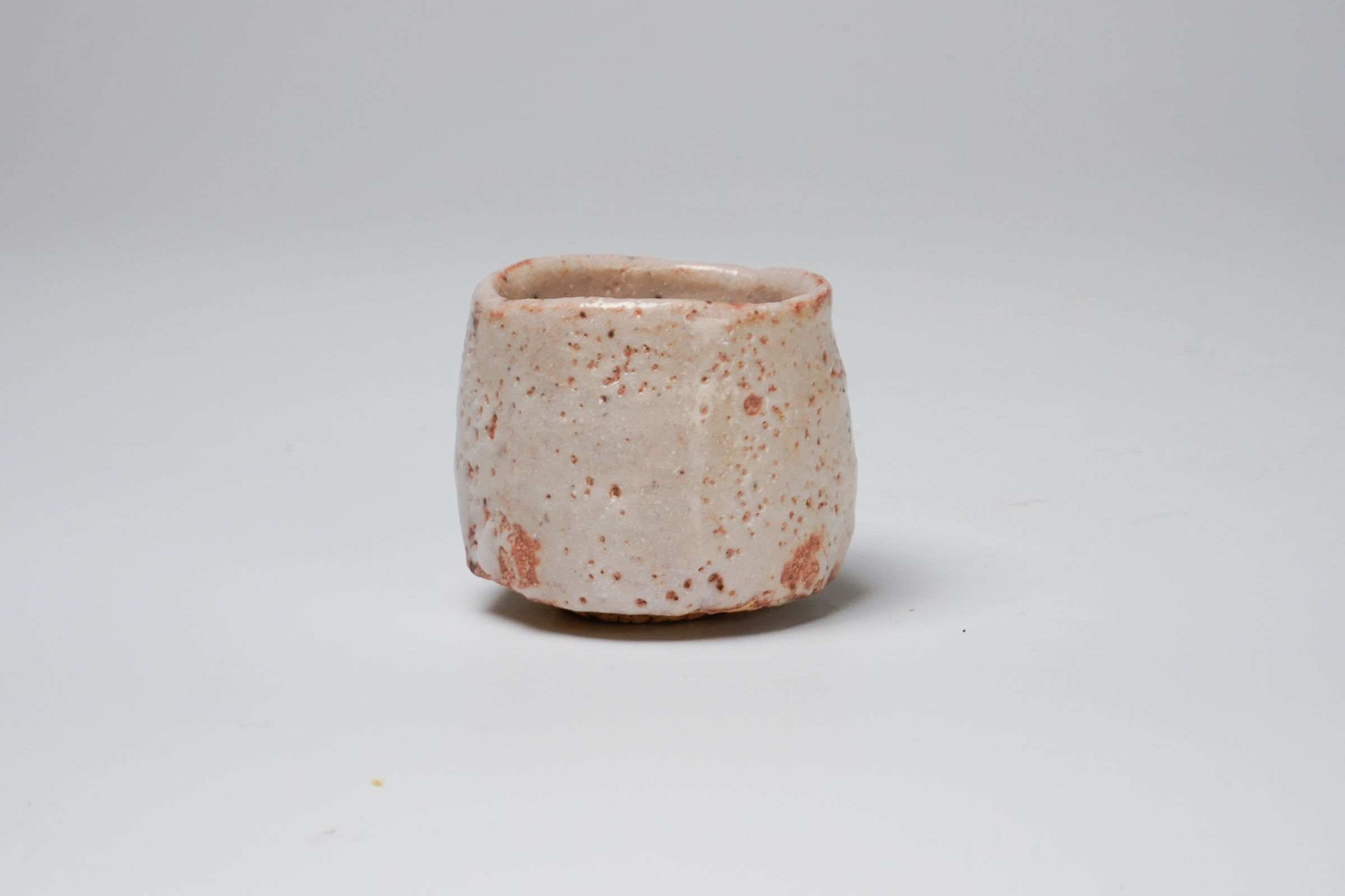 Yamada Hiroki 山田洋樹, Shino Sake Cup 志野酒盃 | Dai Ichi Arts