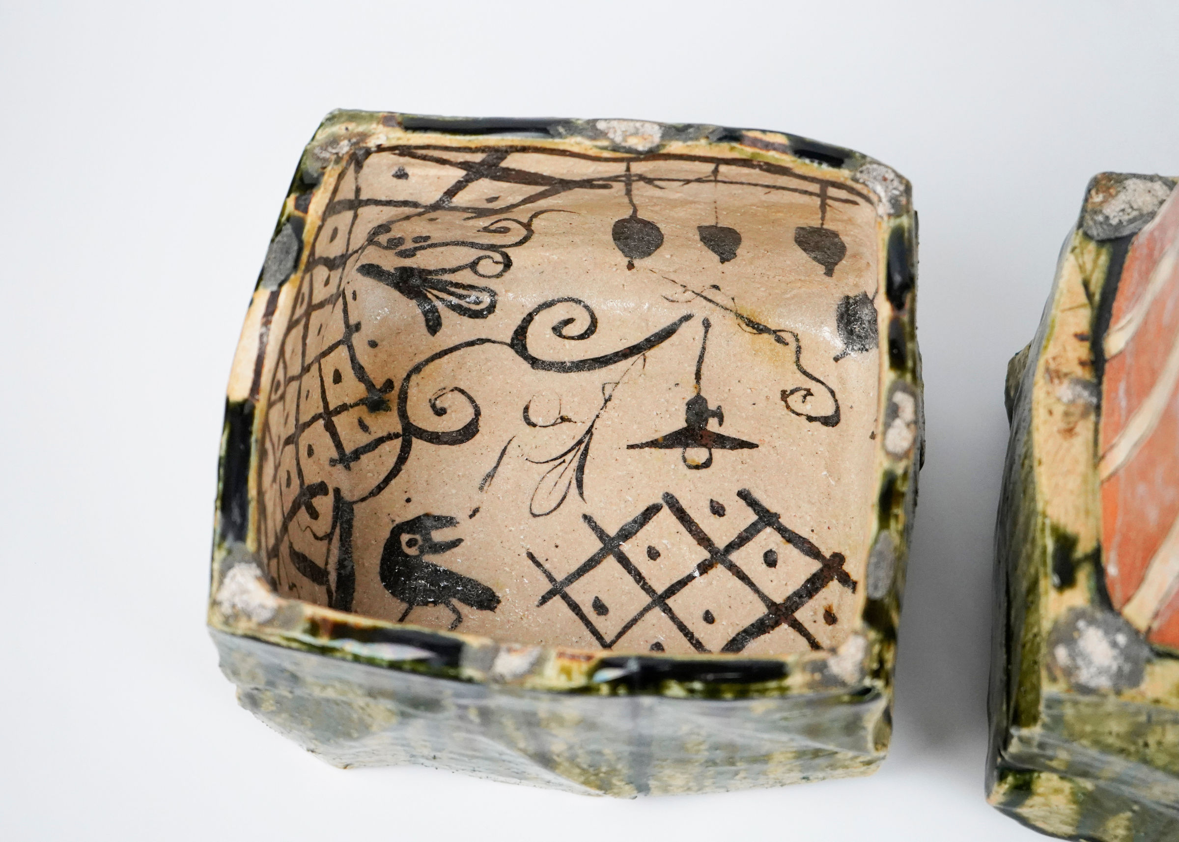 Suzuki Goro 鈴木五郎, Box Narumi-Oribe 陶箱 鳴海織部, 2005 | Dai